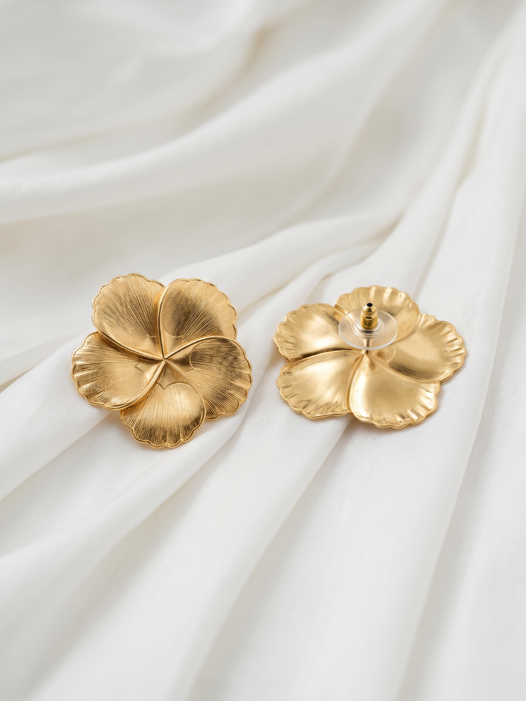 Boucles Fleur Alice Bianca Plaqué Or | Balloul Paris