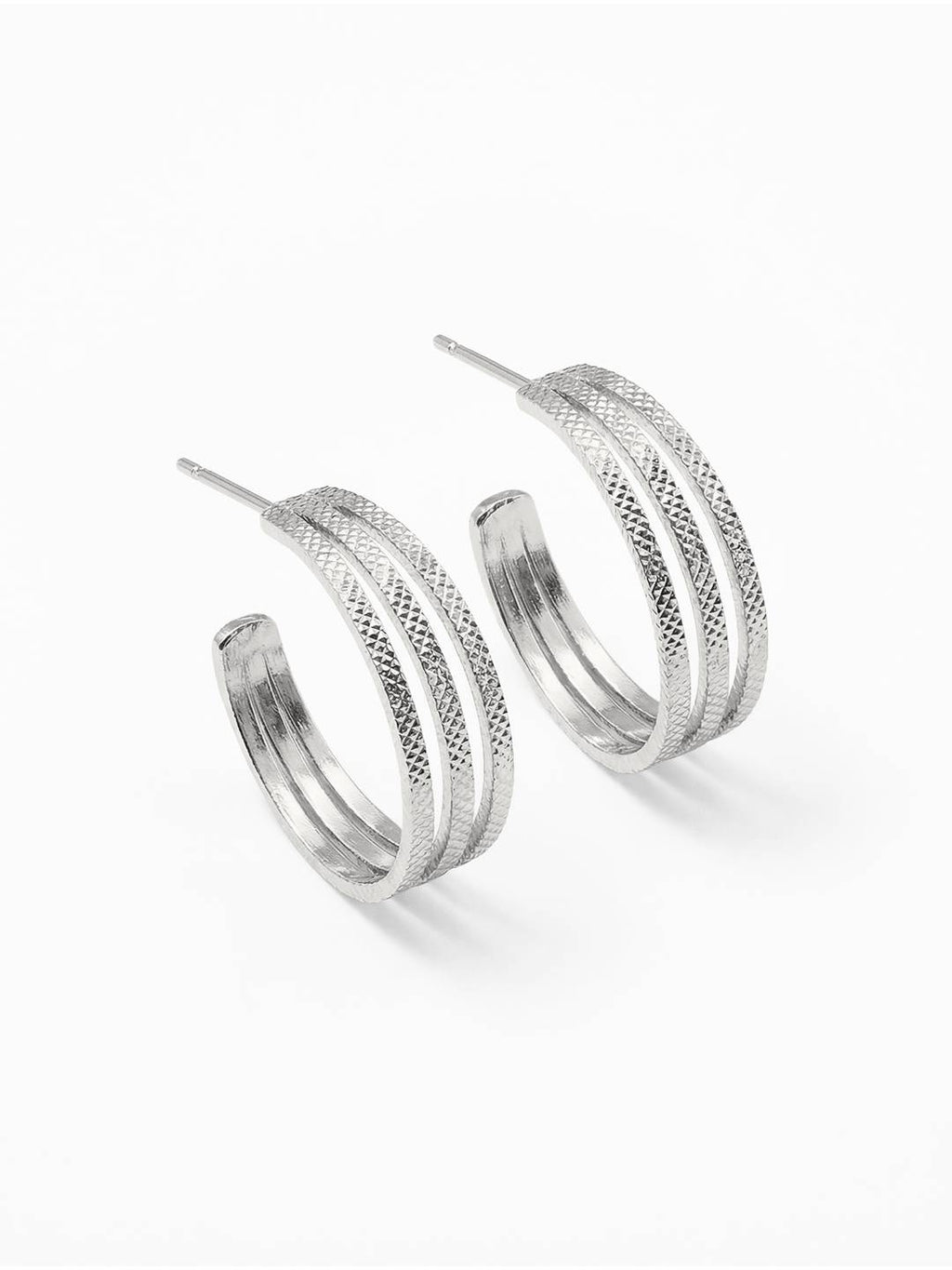 Boucles d’Oreilles Créoles Finition Argent au Motif Matelassé | Balloul Paris