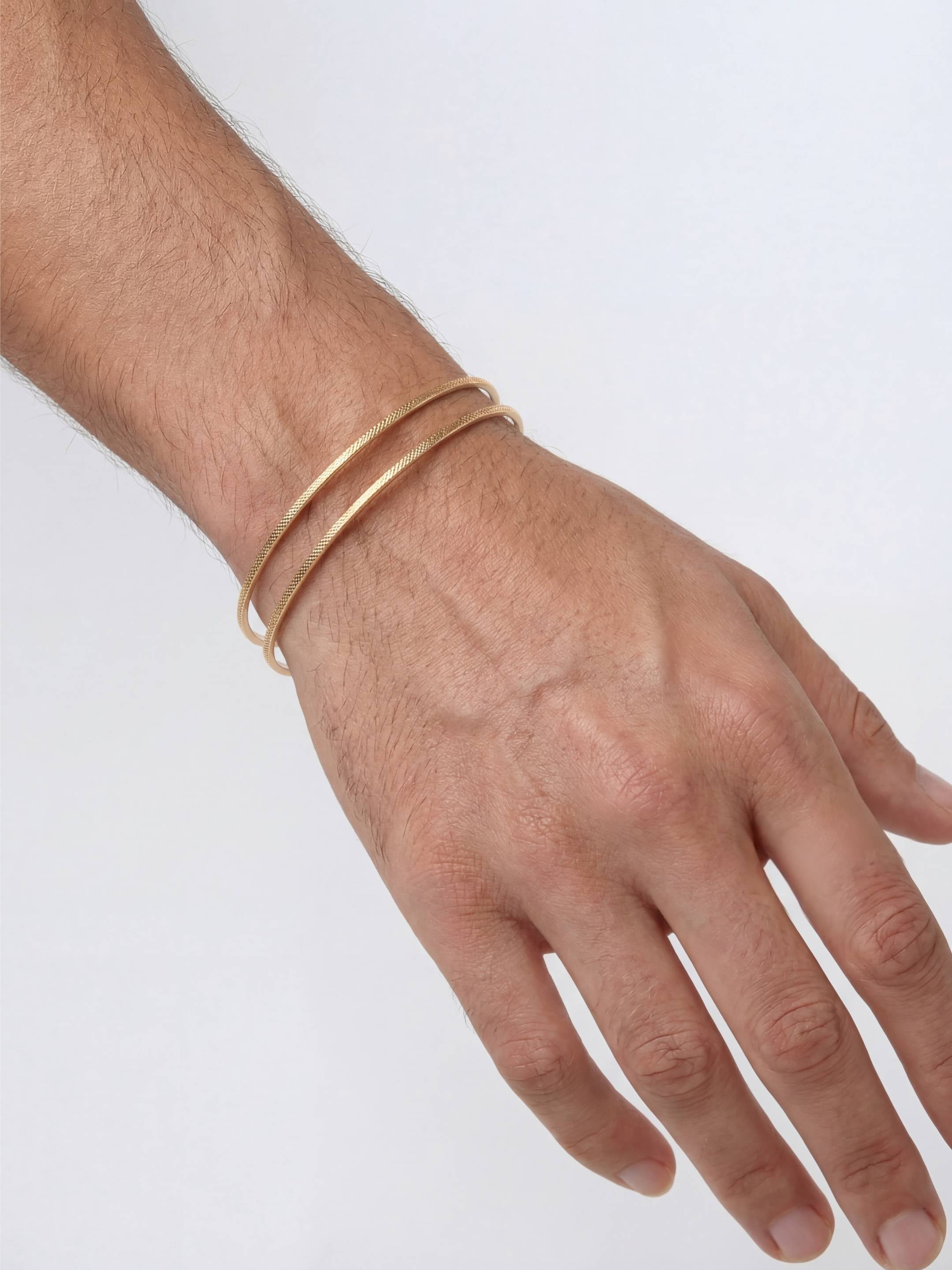 Bracelet Jonc Ajustable Matelassé pour Homme en Plaqué Or 18 Carats | Balloul Paris
