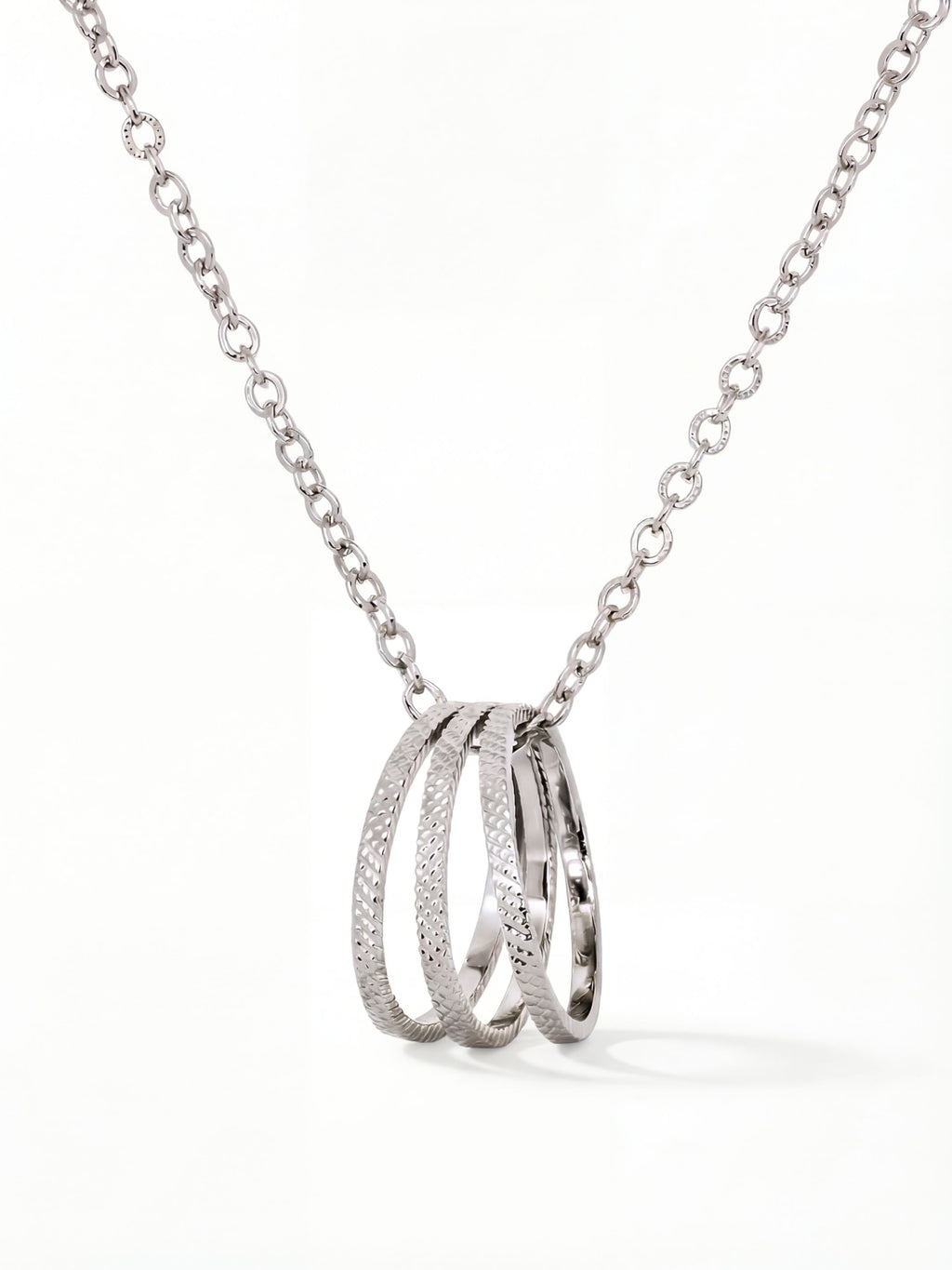 Collier Homme avec Pendentif Rond Finition Argent au Motif Matelassé | Balloul Paris