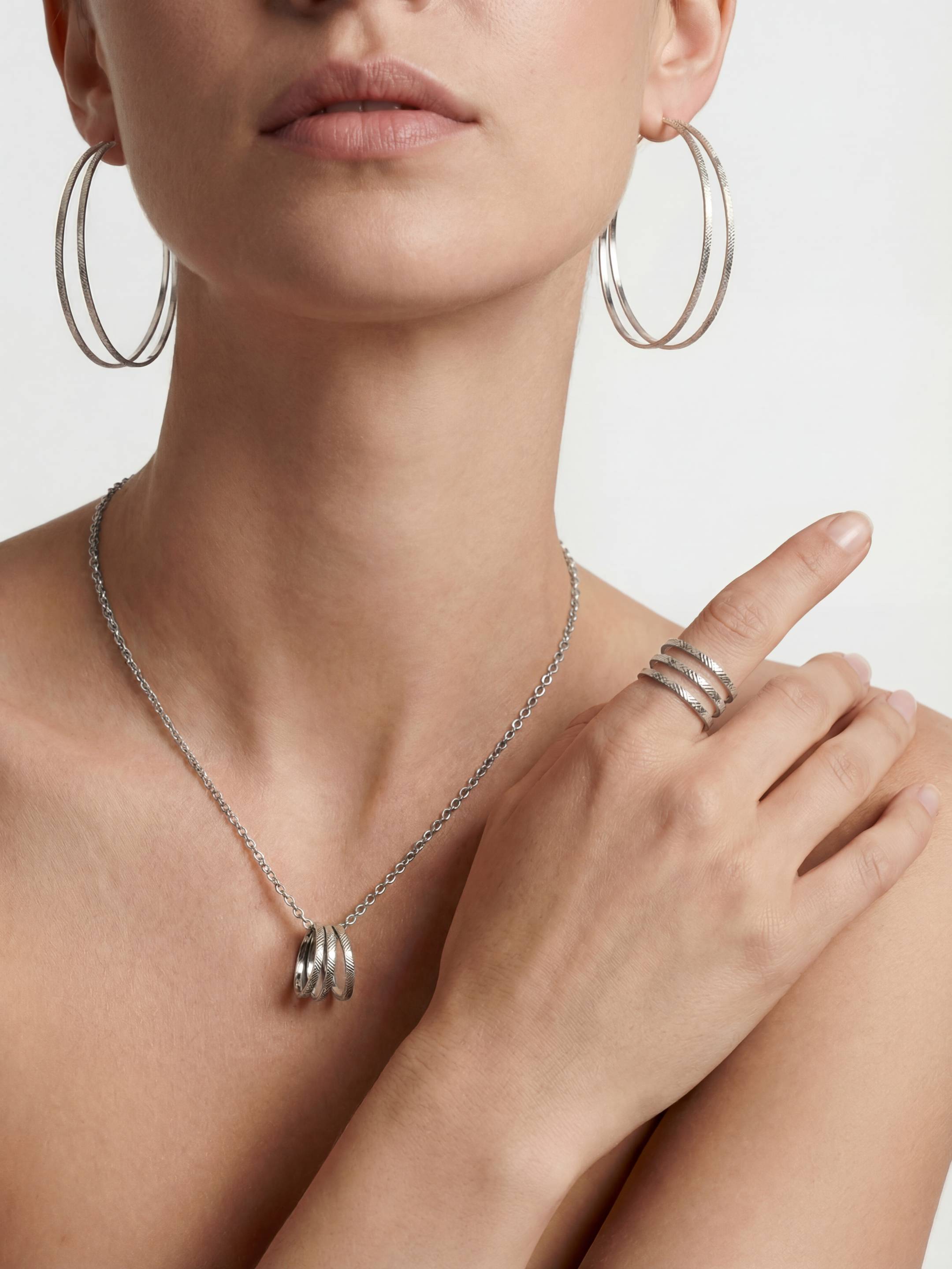 Parure Grandes Créoles, Collier & Bague Ajustable Finition Argent | Balloul Paris