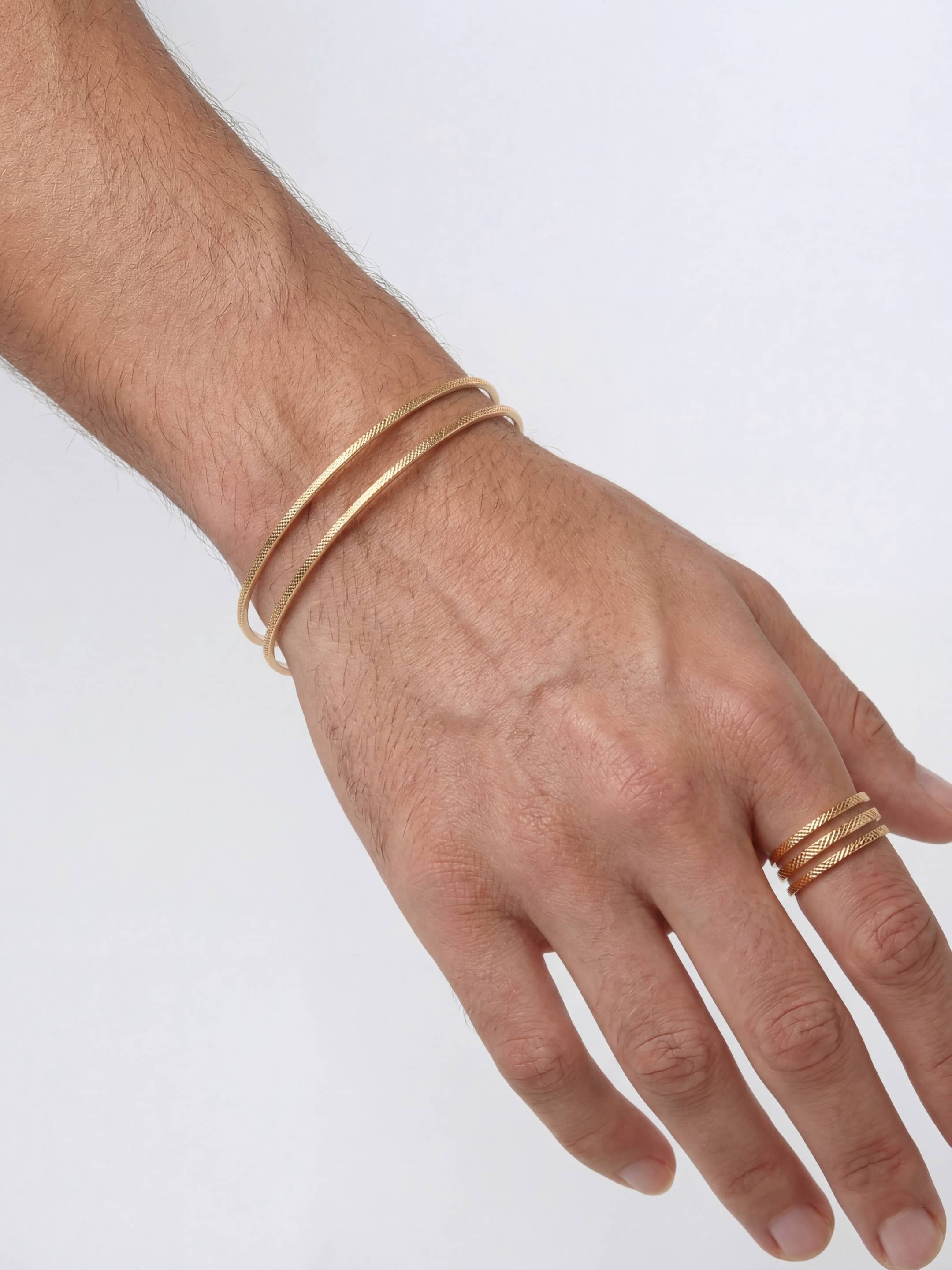 Parure Homme Bracelet Jonc Finition Argent & Bague Ajustable en Plaqué Or 18 carats | Balloul Paris