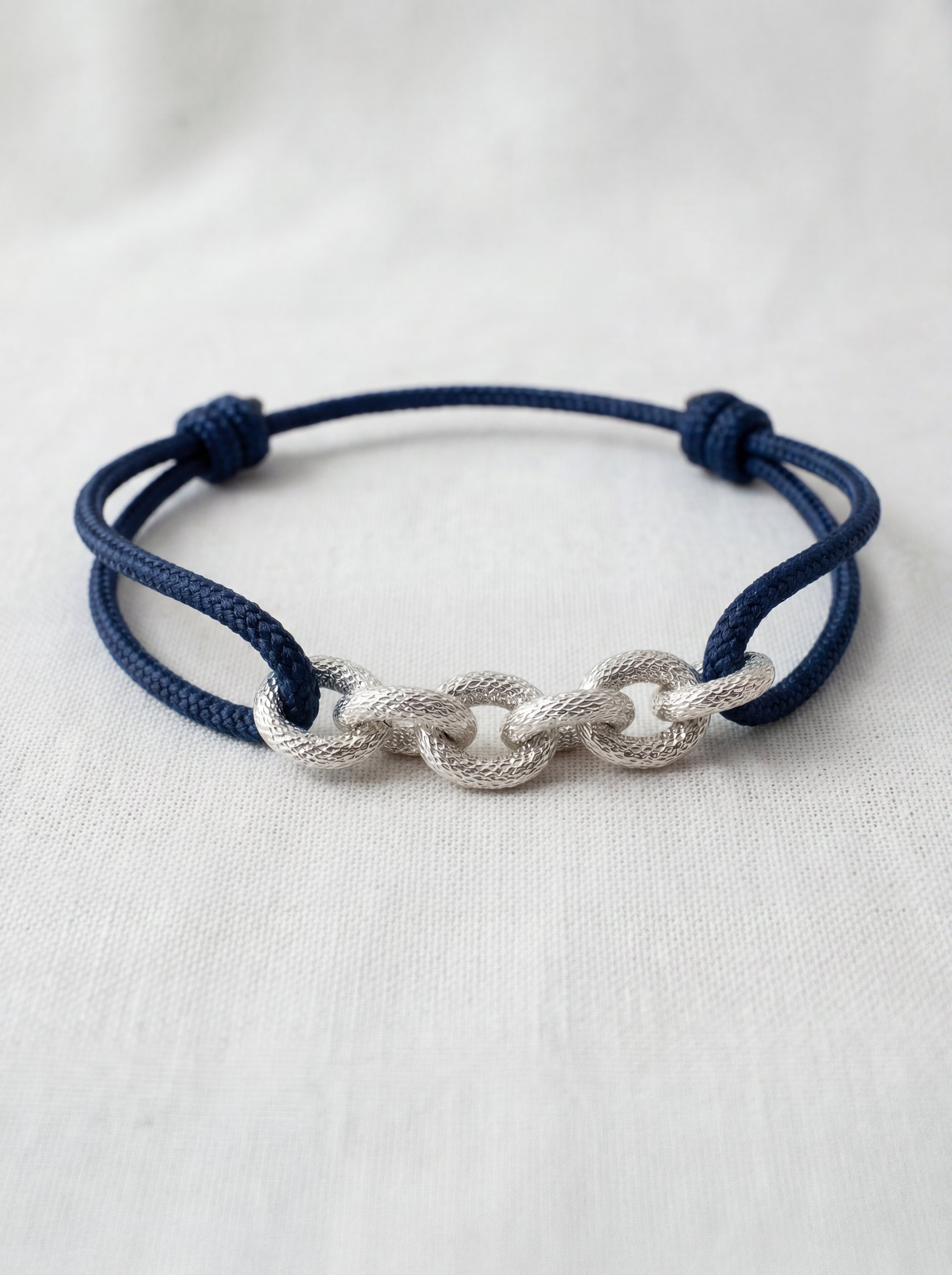 Bracelet Cordon Chaîne — Argenté & Bleu Marine