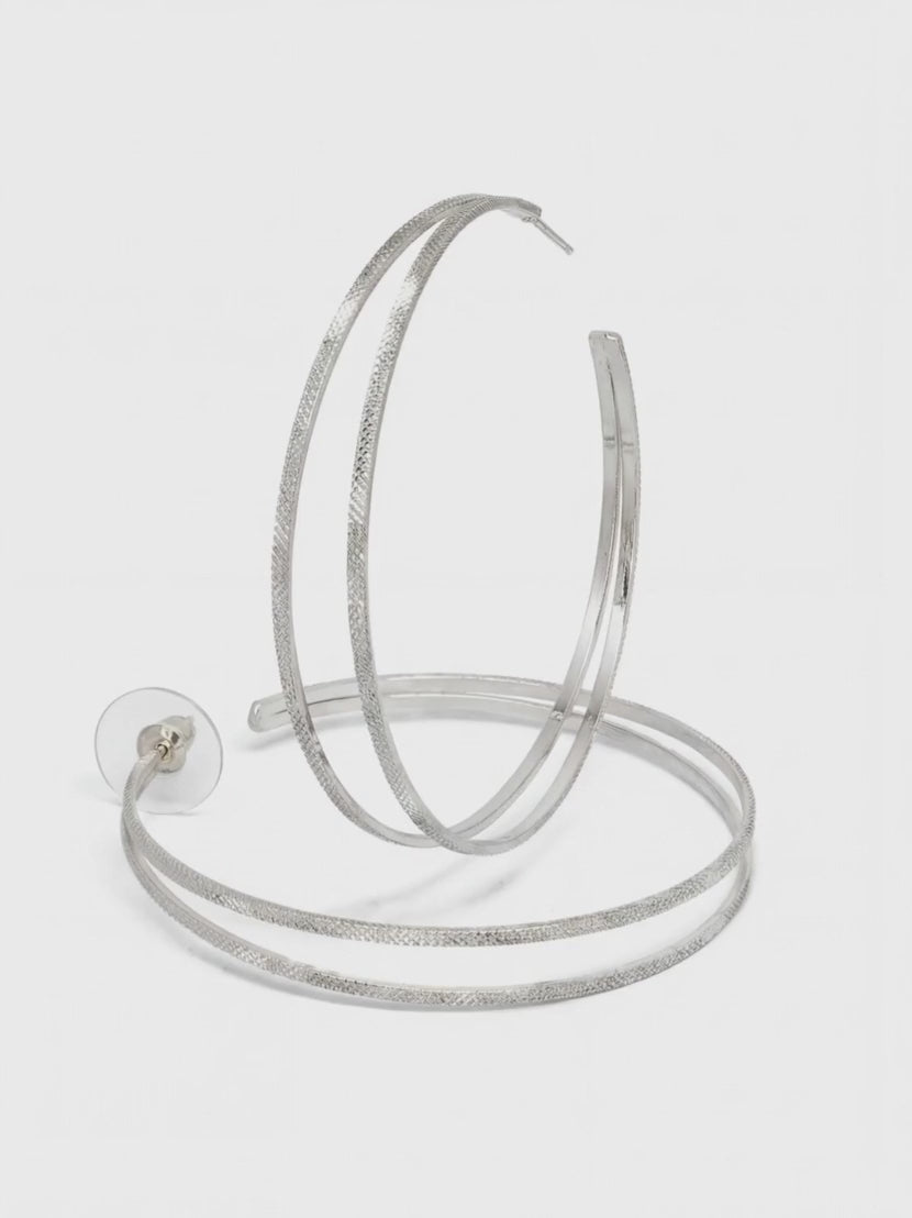 Boucles d’Oreilles Grande Créoles Argent Motif Matelassé | Balloul Paris